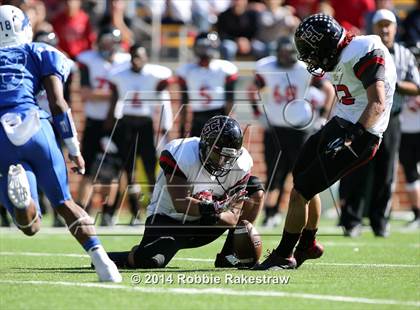 Thumbnail 2 in Rockwall-Heath vs. Tyler (UIL 5A Division 1 Region 2 Semifinal) photogallery.