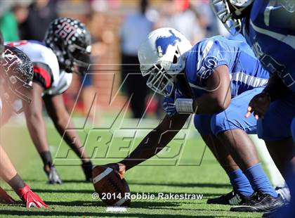 Thumbnail 3 in Rockwall-Heath vs. Tyler (UIL 5A Division 1 Region 2 Semifinal) photogallery.