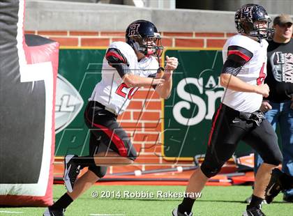 Thumbnail 1 in Rockwall-Heath vs. Tyler (UIL 5A Division 1 Region 2 Semifinal) photogallery.