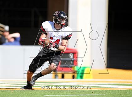 Thumbnail 2 in Rockwall-Heath vs. Tyler (UIL 5A Division 1 Region 2 Semifinal) photogallery.
