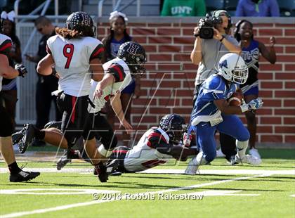 Thumbnail 1 in Rockwall-Heath vs. Tyler (UIL 5A Division 1 Region 2 Semifinal) photogallery.