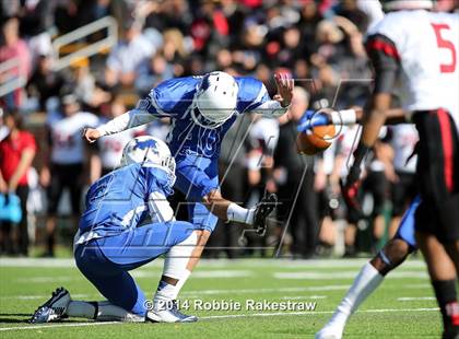 Thumbnail 1 in Rockwall-Heath vs. Tyler (UIL 5A Division 1 Region 2 Semifinal) photogallery.