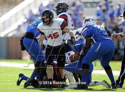 Thumbnail 2 in Rockwall-Heath vs. Tyler (UIL 5A Division 1 Region 2 Semifinal) photogallery.
