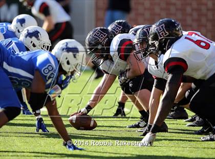 Thumbnail 3 in Rockwall-Heath vs. Tyler (UIL 5A Division 1 Region 2 Semifinal) photogallery.