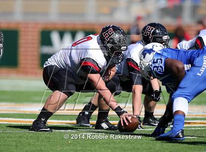 Thumbnail 3 in Rockwall-Heath vs. Tyler (UIL 5A Division 1 Region 2 Semifinal) photogallery.