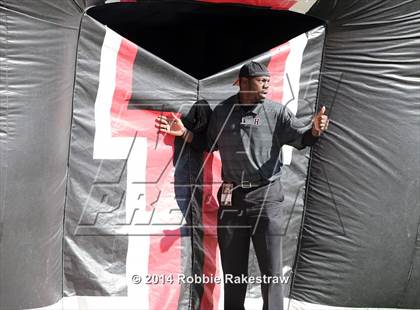 Thumbnail 3 in Rockwall-Heath vs. Tyler (UIL 5A Division 1 Region 2 Semifinal) photogallery.
