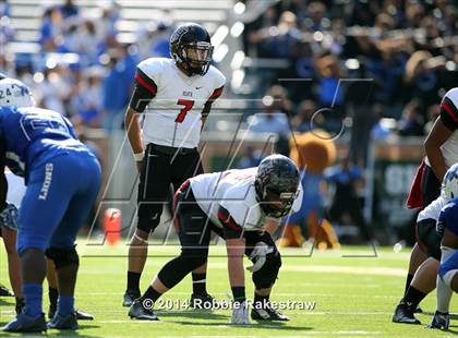 Thumbnail 3 in Rockwall-Heath vs. Tyler (UIL 5A Division 1 Region 2 Semifinal) photogallery.
