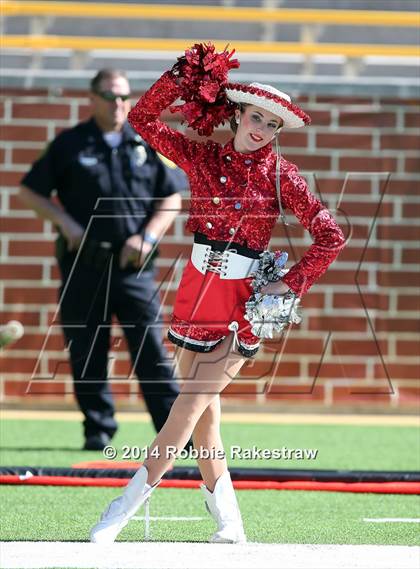 Thumbnail 2 in Rockwall-Heath vs. Tyler (UIL 5A Division 1 Region 2 Semifinal) photogallery.