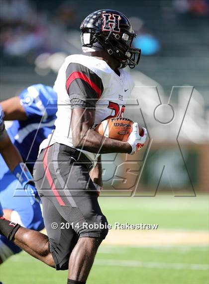 Thumbnail 2 in Rockwall-Heath vs. Tyler (UIL 5A Division 1 Region 2 Semifinal) photogallery.
