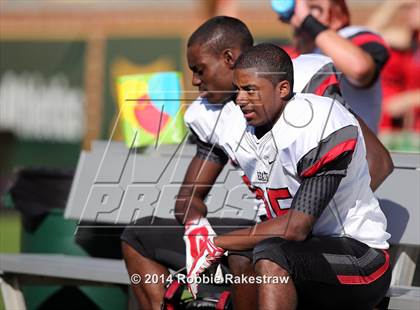 Thumbnail 1 in Rockwall-Heath vs. Tyler (UIL 5A Division 1 Region 2 Semifinal) photogallery.