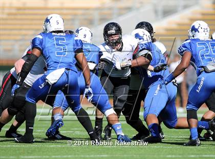Thumbnail 2 in Rockwall-Heath vs. Tyler (UIL 5A Division 1 Region 2 Semifinal) photogallery.