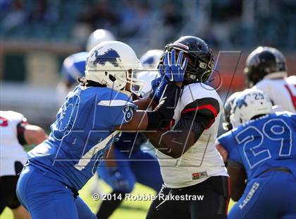 Thumbnail 1 in Rockwall-Heath vs. Tyler (UIL 5A Division 1 Region 2 Semifinal) photogallery.
