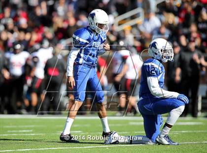 Thumbnail 2 in Rockwall-Heath vs. Tyler (UIL 5A Division 1 Region 2 Semifinal) photogallery.