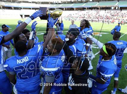 Thumbnail 2 in Rockwall-Heath vs. Tyler (UIL 5A Division 1 Region 2 Semifinal) photogallery.