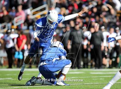 Thumbnail 3 in Rockwall-Heath vs. Tyler (UIL 5A Division 1 Region 2 Semifinal) photogallery.