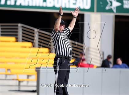 Thumbnail 2 in Rockwall-Heath vs. Tyler (UIL 5A Division 1 Region 2 Semifinal) photogallery.
