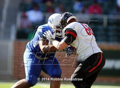 Thumbnail 2 in Rockwall-Heath vs. Tyler (UIL 5A Division 1 Region 2 Semifinal) photogallery.