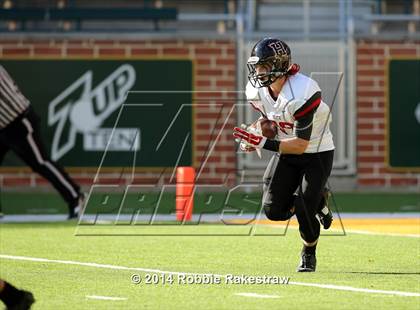 Thumbnail 1 in Rockwall-Heath vs. Tyler (UIL 5A Division 1 Region 2 Semifinal) photogallery.