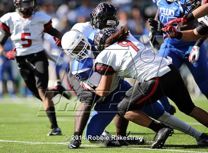 Thumbnail 1 in Rockwall-Heath vs. Tyler (UIL 5A Division 1 Region 2 Semifinal) photogallery.