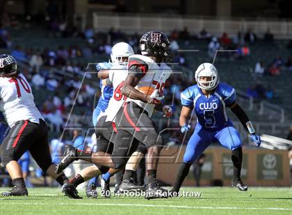 Thumbnail 1 in Rockwall-Heath vs. Tyler (UIL 5A Division 1 Region 2 Semifinal) photogallery.