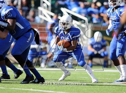 Thumbnail 3 in Rockwall-Heath vs. Tyler (UIL 5A Division 1 Region 2 Semifinal) photogallery.