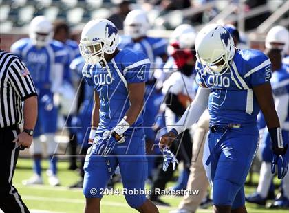 Thumbnail 3 in Rockwall-Heath vs. Tyler (UIL 5A Division 1 Region 2 Semifinal) photogallery.