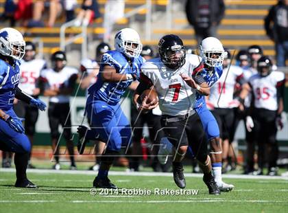 Thumbnail 1 in Rockwall-Heath vs. Tyler (UIL 5A Division 1 Region 2 Semifinal) photogallery.