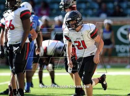 Thumbnail 3 in Rockwall-Heath vs. Tyler (UIL 5A Division 1 Region 2 Semifinal) photogallery.