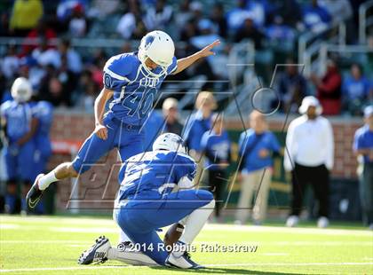 Thumbnail 3 in Rockwall-Heath vs. Tyler (UIL 5A Division 1 Region 2 Semifinal) photogallery.