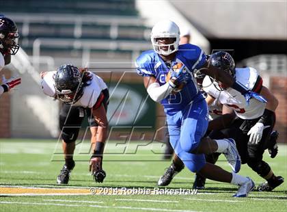 Thumbnail 3 in Rockwall-Heath vs. Tyler (UIL 5A Division 1 Region 2 Semifinal) photogallery.