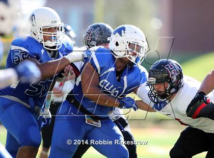 Thumbnail 2 in Rockwall-Heath vs. Tyler (UIL 5A Division 1 Region 2 Semifinal) photogallery.