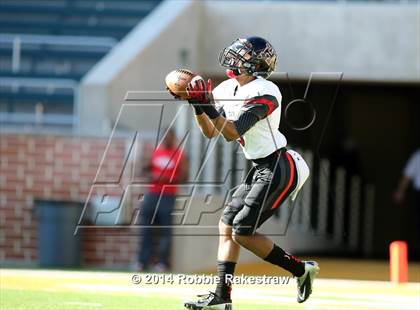 Thumbnail 2 in Rockwall-Heath vs. Tyler (UIL 5A Division 1 Region 2 Semifinal) photogallery.