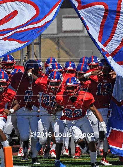Thumbnail 3 in St. Joseph Regional vs. Serra (Honor Bowl Series) photogallery.