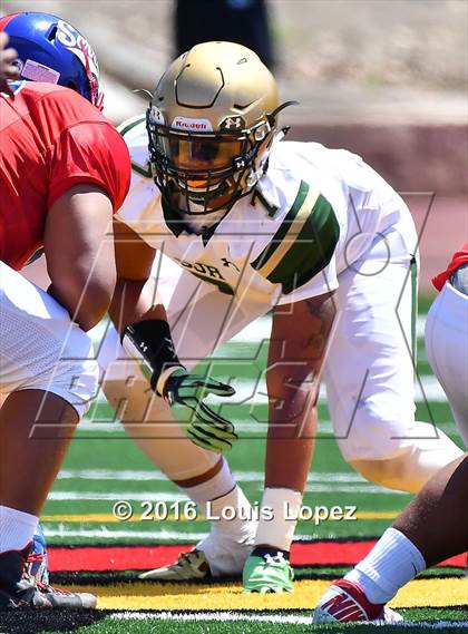 Thumbnail 2 in St. Joseph Regional vs. Serra (Honor Bowl Series) photogallery.