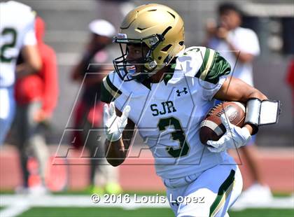 Thumbnail 2 in St. Joseph Regional vs. Serra (Honor Bowl Series) photogallery.