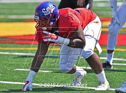 Thumbnail 1 in St. Joseph Regional vs. Serra (Honor Bowl Series) photogallery.