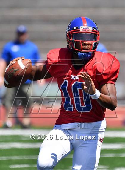 Thumbnail 3 in St. Joseph Regional vs. Serra (Honor Bowl Series) photogallery.