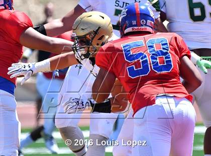 Thumbnail 2 in St. Joseph Regional vs. Serra (Honor Bowl Series) photogallery.