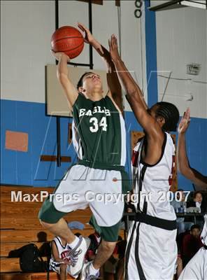 Thumbnail 3 in Newtown vs Environmental Studies (2nd Annual Queens Jam Christmas Classic) photogallery.