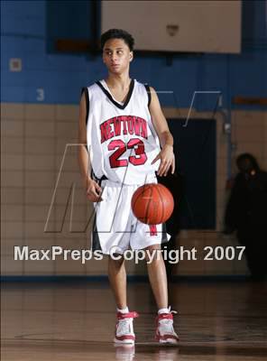 Thumbnail 1 in Newtown vs Environmental Studies (2nd Annual Queens Jam Christmas Classic) photogallery.