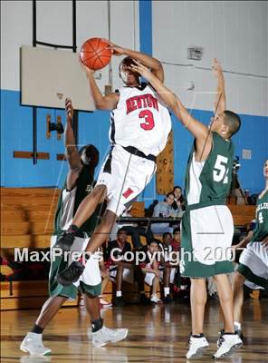 Thumbnail 1 in Newtown vs Environmental Studies (2nd Annual Queens Jam Christmas Classic) photogallery.