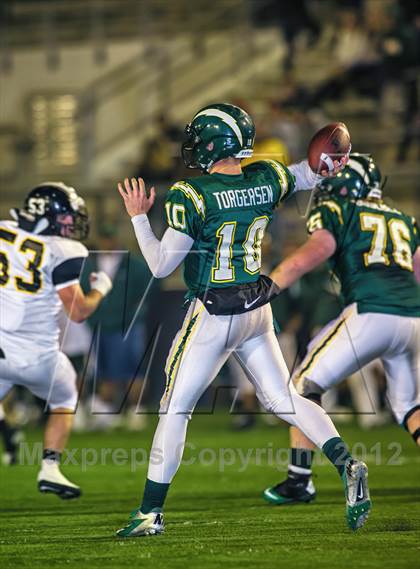 Thumbnail 1 in Foothill vs. Edison (CIF SS Southwest Division Semifinal) photogallery.
