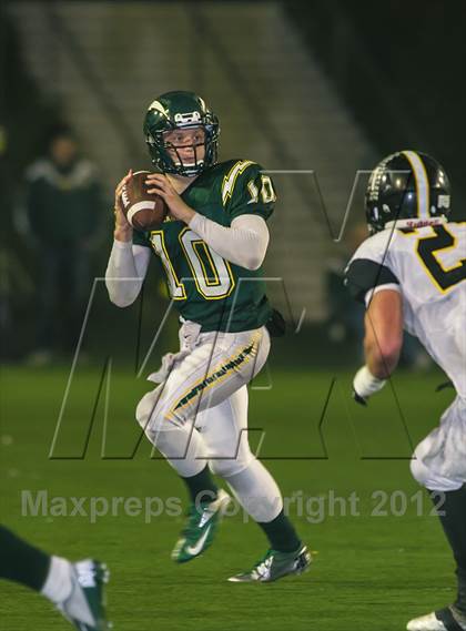 Thumbnail 1 in Foothill vs. Edison (CIF SS Southwest Division Semifinal) photogallery.