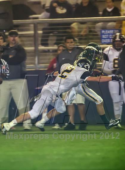 Thumbnail 1 in Foothill vs. Edison (CIF SS Southwest Division Semifinal) photogallery.