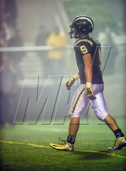 Thumbnail 2 in Foothill vs. Edison (CIF SS Southwest Division Semifinal) photogallery.