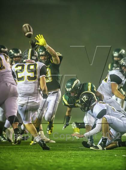 Thumbnail 2 in Foothill vs. Edison (CIF SS Southwest Division Semifinal) photogallery.