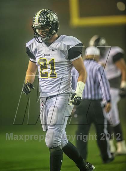 Thumbnail 1 in Foothill vs. Edison (CIF SS Southwest Division Semifinal) photogallery.