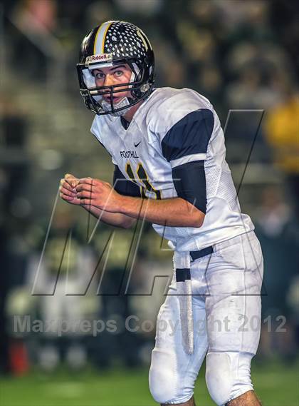 Thumbnail 1 in Foothill vs. Edison (CIF SS Southwest Division Semifinal) photogallery.