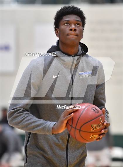 Thumbnail 1 in Liberty vs. Windward (Classic at Damien) photogallery.