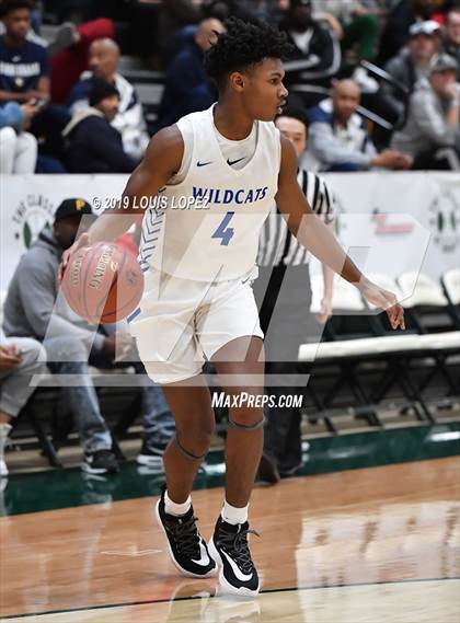 Thumbnail 2 in Liberty vs. Windward (Classic at Damien) photogallery.